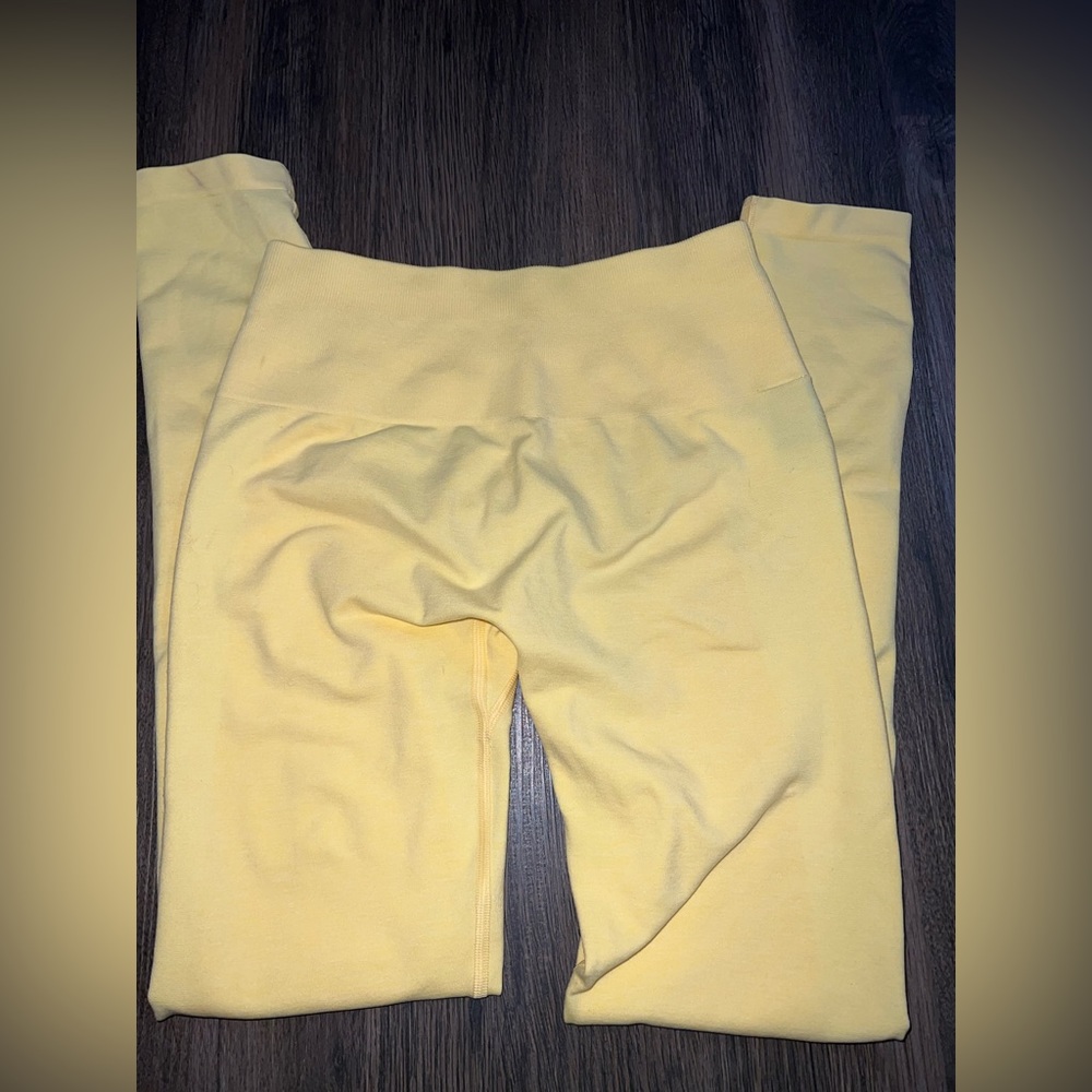 Alphalete amplify leggings